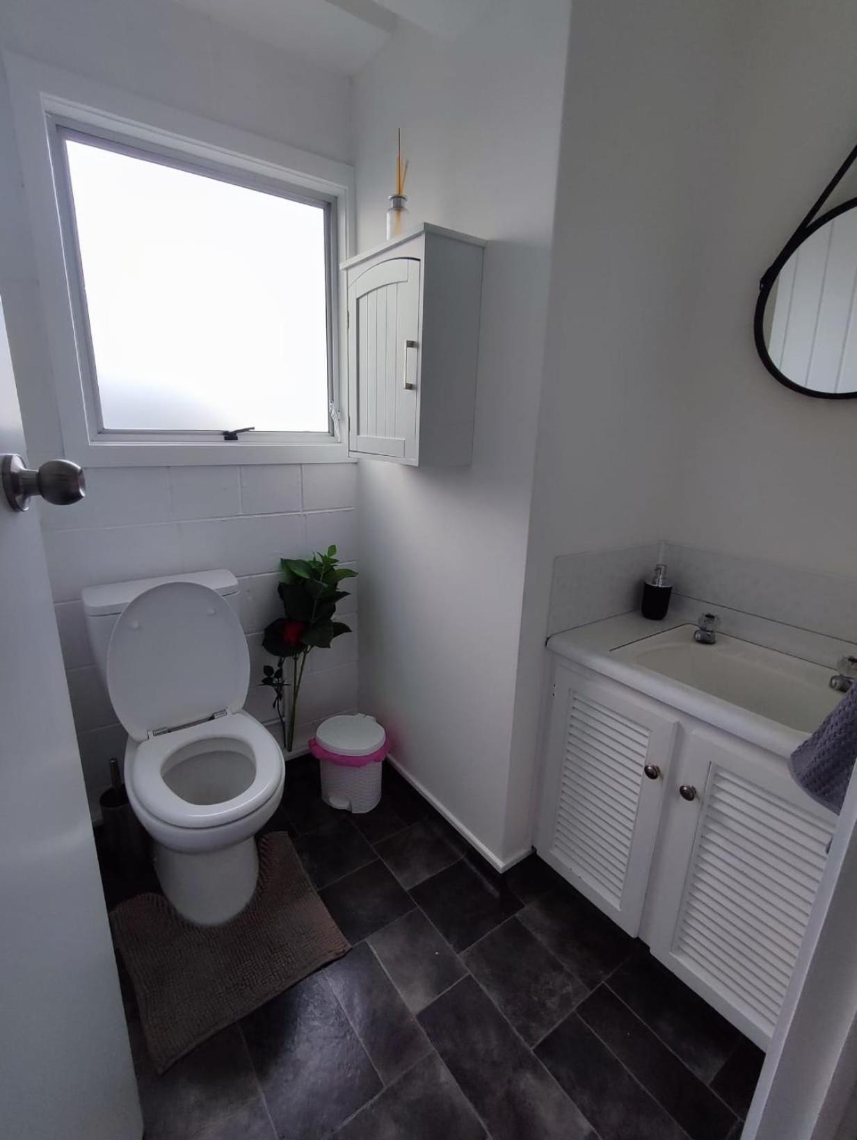 Home With Sea Views New Plymouth Eksteriør bilde